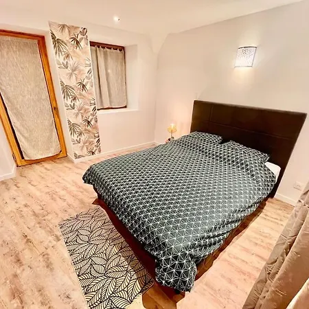 Ferienwohnung Joli T2 Cosy - 45 M2 Saint-Vincent-de-Barres Exterior foto